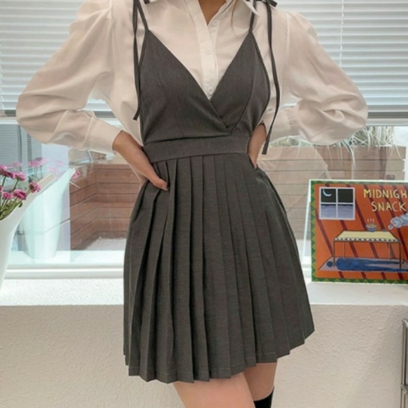 🎀SALE.. Fashion Ladies Pleated Plain Pinafore Bib Sleeveless Dress - Picture 2 of 10